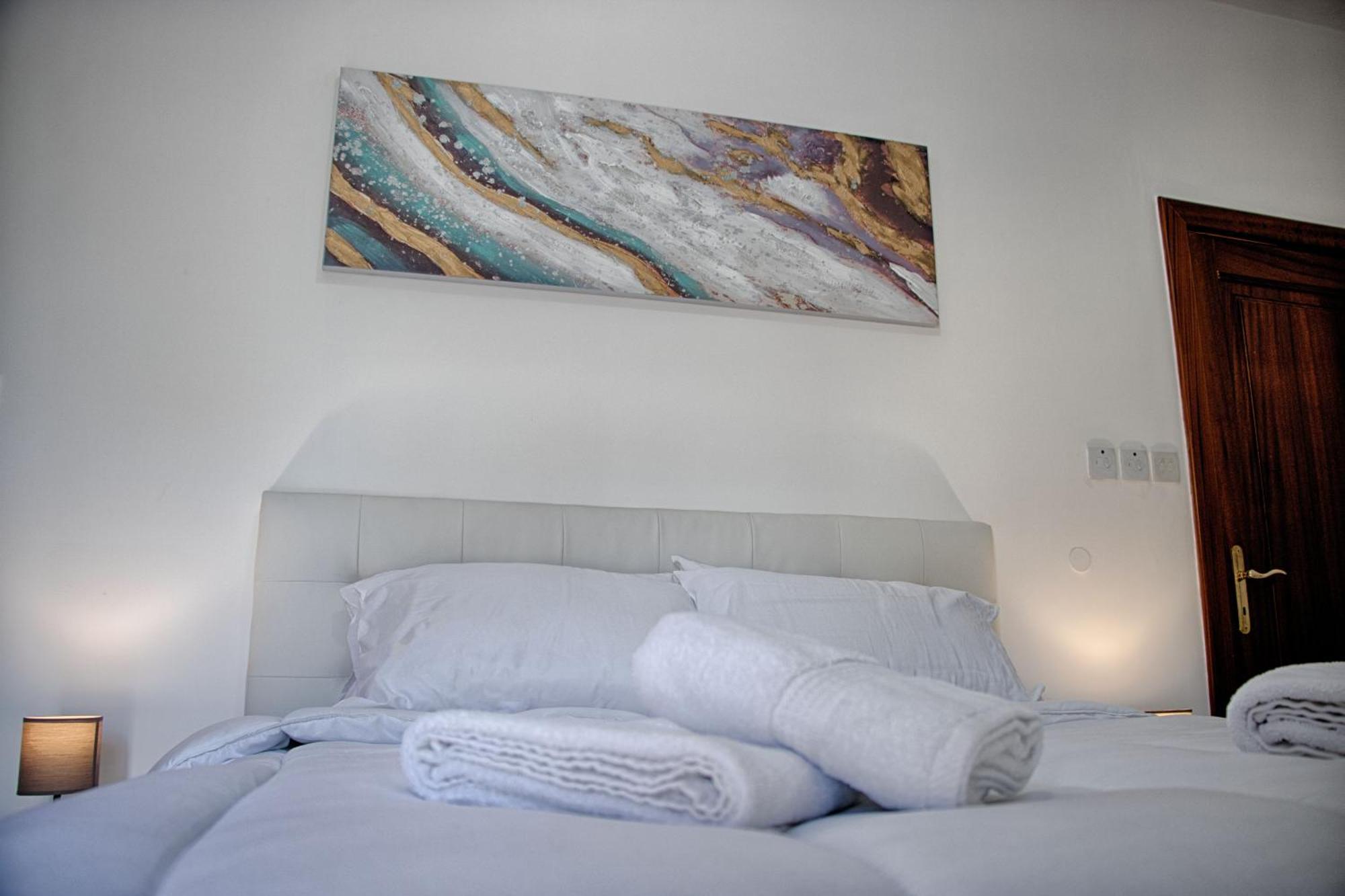 Spacious Corner Maisonette - Blessings * Birkirkara