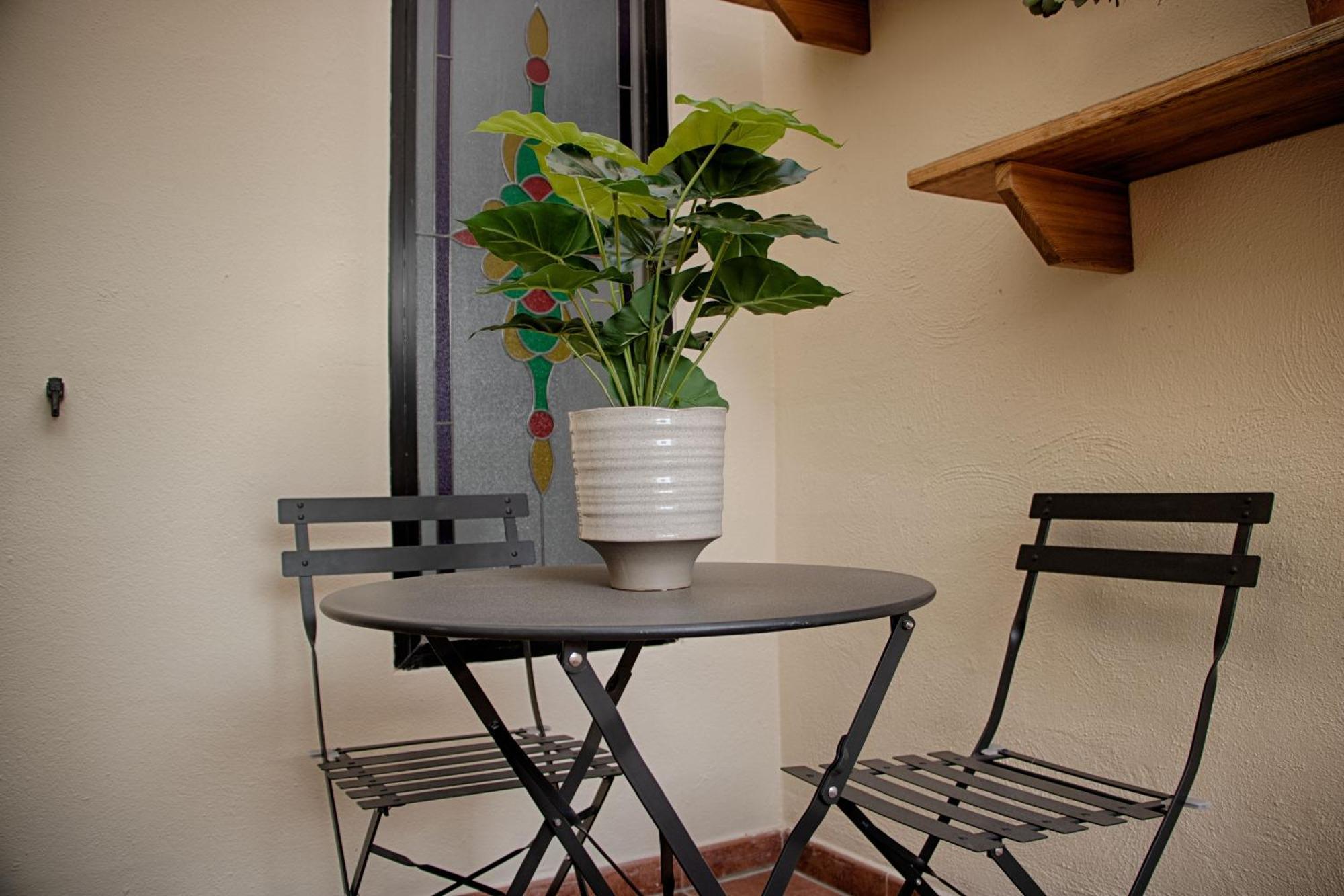 Spacious Corner Maisonette - Blessings Appartement