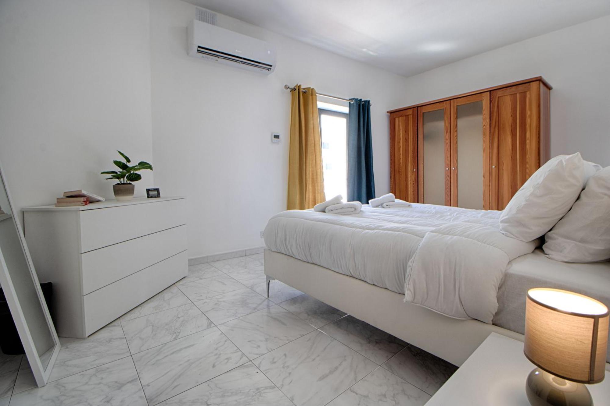 Spacious Corner Maisonette - Blessings * Birkirkara